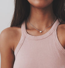 Load image into Gallery viewer, 2020 New Female Fashion Crystal Heart Necklace Pendant Short Gold Chain Necklace Pendant Necklace Charm Gifts Girlfriends Gift