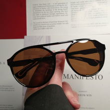 Carica l&#39;immagine nel visualizzatore di Gallery, 2023 Occhiali da sole unisex Steampunk personalità 2023 Occhiali da sole rotondi antivento classici di tendenza splendida e fantastica 