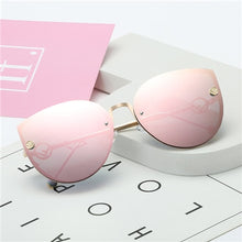 Load image into Gallery viewer, 2023 Vintage Sunglasses Simplicity Round Sunglasses  black Bee Sun Glasses Gafas Oculos Sunglasses Women uv400