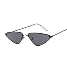 Carica l&#39;immagine nel visualizzatore di Gallery, 2023 Occhiali da sole Cat Eye da donna rosa Occhiali da sole Cateye rossi e neri con montatura piccola estiva retrò di marca sexy carini 