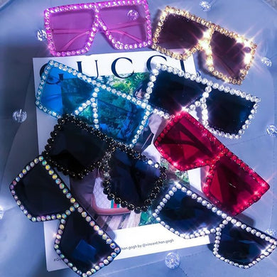 Occhiali da sole da donna estivi 2023 con strass quadrati colorati misti con tonalità oversize 