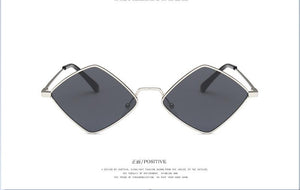 2022 Sunglasses Women Metal Rhombus Sun glasses Irregular Vintage Small Frame Goggle Uv400 Ladies Oculos Gafas De Sol