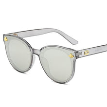Load image into Gallery viewer, 2023  bee for women Sunglasses Men Square Brand Design Sun Glasses Oculos Retro male iron