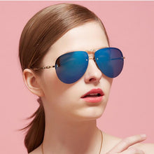 Carica l'immagine nel visualizzatore di Gallery, 2023 women polarized  Sunglasses  uv protection pilot feminin diamond sun Glasses vintage with original box