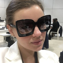 Load image into Gallery viewer, 2022 Big Frame Fashion Oversized Sunglasses Women Brand Designer Plastic Female Gradient Sun Glasses gafas de sol mujer UV400