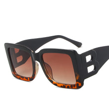 Load image into Gallery viewer, 2023 Brand Square Sunglasses Woman Retro Oversized Black Style Shades For Women Big Frame Sun Glasses UV400 Eyewear