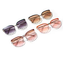 Carica l&#39;immagine nel visualizzatore di Gallery, 2023 Cat Eye Sunglasses Women Men Rimless  Brand Designer Sun Glasses Lady Oversized Eyeglasses Oculos De Sol UV400