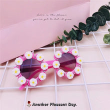 Load image into Gallery viewer, 2023 Children Cute Cartoon Flower Heart Sunglasses Kids Round Glasses Baby Colors Sunglasses Boys Girls Eyewear