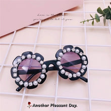 Load image into Gallery viewer, 2023 Children Cute Cartoon Flower Heart Sunglasses Kids Round Glasses Baby Colors Sunglasses Boys Girls Eyewear