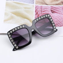 Load image into Gallery viewer, 2023 Children Cute Oversized Sunglasses Kids Square Glasses Baby Colors Sunglasses Boys Girls Eyewear