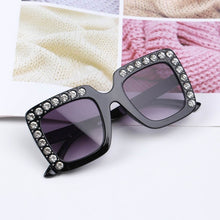 Load image into Gallery viewer, 2023 Children Cute Oversized Sunglasses Kids Square Glasses Baby Colors Sunglasses Boys Girls Eyewear