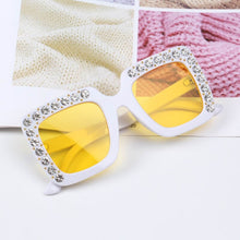 Load image into Gallery viewer, 2023 Children Cute Oversized Sunglasses Kids Square Glasses Baby Colors Sunglasses Boys Girls Eyewear
