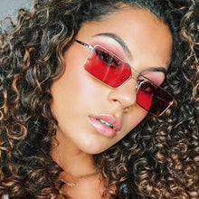 Carica l'immagine nel visualizzatore di Gallery, 2023 Classic Retro Sunglasses Women Glasses Lady  Steampunk Metal Sun Glasses Vintage Mirror Oculos De Sol Feminino UV400