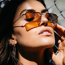 Carica l'immagine nel visualizzatore di Gallery, 2022 Classic Retro Sunglasses Women Glasses Lady  Steampunk Metal Sun Glasses Vintage Mirror Oculos De Sol Feminino UV400