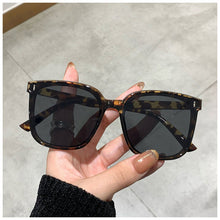 Load image into Gallery viewer, 2023 Classic Vintage Square Sunglasses Women Oversized Sunglasses Women Men Retro Black  Sun Glasses Goggle Oculos UV400