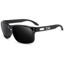 Carica l'immagine nel visualizzatore di Gallery, 2022 Daiwa Men Polarized UV400 Sunglasse Driver Classic Retro Brand Designer Light Flexible Sun Solar Glasses Oculos De Sol