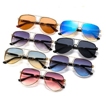 Load image into Gallery viewer, 2023 Dazzling Steampunk Metal Sunglasses  Pilot Shades Vintage Holle Pattern Designer Sunglasses Women Men Zomer Eyewear