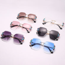 Load image into Gallery viewer, 2023 Brand Design Vintage Rimless Rhinestone Sunglasses Women  Bling Rhinestone Sun Glasses Shades Eyewear UV400