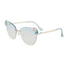 Carica l'immagine nel visualizzatore di Gallery, 2023 Designer Occhiali da sole con strass Donne Occhiali da sole a forma di cuore Tonalità vintage per la femmina Gafas De Sol Mujer Uv400 