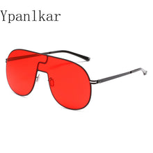 Load image into Gallery viewer, 2023 Metal Frame Trendy Sunglasses Female Toad Big Frameless Travel Glasses Brand Personality Sun Glasses Female Eyewear