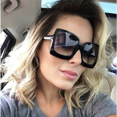 2023 Oversized Women Sunglasses Brand Designer Plastic Female Big Frame Gradient Sun Glasses Vintage Oculos de sol UV400