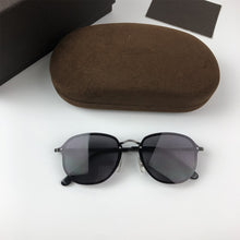 Load image into Gallery viewer, 2023 Tea Gradient Sunglasses Tom 0872B Women Famous Retro Design Sun Glasses Female oculos de sol feminino UV400