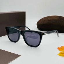 Carica l'immagine nel visualizzatore di Gallery, 2023   brand polarized sunglasses men Tom sun glasses for women Driving square sunglasses TF500 With Original Case
