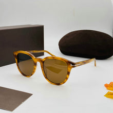 Carica l'immagine nel visualizzatore di Gallery, 2023   brand polarized sunglasses men Tom sun glasses for women Driving square sunglasses TF752 With Original Case