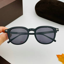 Carica l'immagine nel visualizzatore di Gallery, Occhiali da sole di marca 2023 da uomo Tom occhiali da sole da donna Occhiali da sole quadrati da guida TF816 con custodia originale