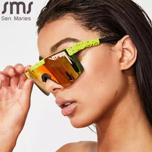 Carica l&#39;immagine nel visualizzatore di Gallery, 2023 Flat Top Goggle Sun Glasses Women Men Blue Frame Mirrored Lens Windproof Sport No Polarized Sunglasses For Men/Woman UV400