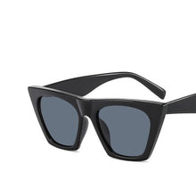 Load image into Gallery viewer, 2023 Glasses Cat Eye Women Men Computer Eyeglasses Optical Eye Glasses Frame Blue Light Blocking Gafas Lunette Gaming Oculos