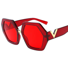 Carica l'immagine nel visualizzatore di Gallery, 2022 Luxury Square Sunglasses Ladies Fashion Glasses Classic Brand Designer Retro Sun Glasses Women Sexy Eyewear Unisex Shades