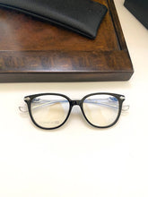 Load image into Gallery viewer, 2023 Brand Designer Thin Cool Acid Plate And Pure Titanium Material To Create Japanese And Korean Retro Punk Style Women's F