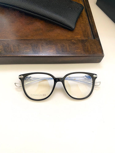 2023 Brand Designer Thin Cool Acid Plate And Pure Titanium Material To Create Japanese And Korean Retro Punk Style Women's F