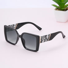 Carica l&#39;immagine nel visualizzatore di Gallery, 2023 occhiali da sole firmati donna uomo tonalità quadrate occhiali da sole di marca occhiali da vista piccoli rettangolari alla moda Gafas De Sol 