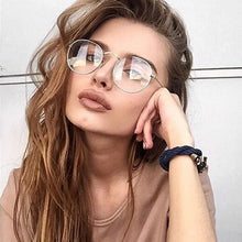 Load image into Gallery viewer, 2022  Designer Woman Glasses Optical Frames Metal Round Glasses Frame Clear lens Eyeware Black Silver Gold Eye Glass