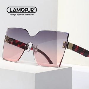 2022  European And American Big Frame Conjoined  Sunglasses Ladies Frameless Trimming Ocean Color Trend Sunglass 8236