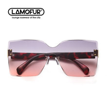 Load image into Gallery viewer, 2022  European And American Big Frame Conjoined  Sunglasses Ladies Frameless Trimming Ocean Color Trend Sunglass 8236
