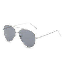 Carica l&#39;immagine nel visualizzatore di Gallery, 2023 All-match Toad Mirror Metal Double Beam Sunglasses Ladies Retro Trend Street Photography Glasses UV400