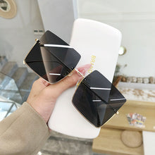 Load image into Gallery viewer, 2022 New Fashion Lady Oversize Half Frame Metal Square Sunglasses Women Luxury Eyewear oculos de sol feminino Sun Glasses UV400