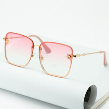 Load image into Gallery viewer, 2022 New Fashion Lady Oversize Rimless Square Bee Sunglasses Women Men Small Bee Glasses Gradient Sun Glasses Female UV400