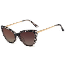 Load image into Gallery viewer, 2023 Magnetic Clip on Polarized Sunglasses Women Transparent Anti Blue Light Glasses Frame Women&#39;s Eyeglasses Drivin