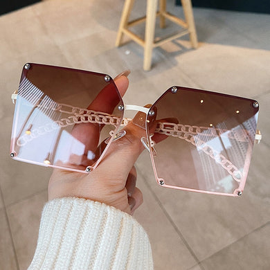2023 Oversize Gradient Sunglasses For Women Vintage Alloy Chain Frame Rivet Square Sun Glasses Female Elegant Shades