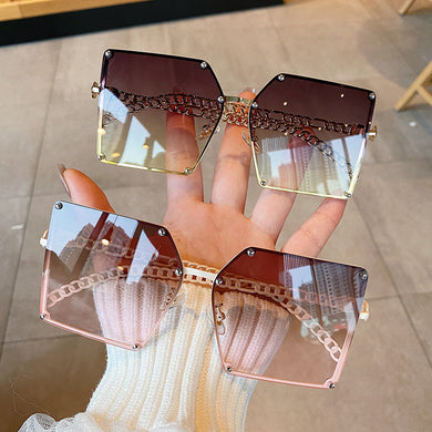2023 Oversize Gradient Sunglasses For Women Vintage Alloy Chain Frame Rivet Square Sun Glasses Female Elegant Shades