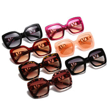 Load image into Gallery viewer, 2023 Oversized Sunglasses Women  Brand Designer Big Frame Gradient Square Sun Glasses For Female UV400