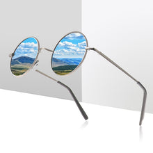 Carica l'immagine nel visualizzatore di Gallery, 2022   Fashion Round Polarized Sunglasses Men Brand Design Women Shades Retro  Alloy Sun Glasses UV400 Eyewear Oculos De Sol