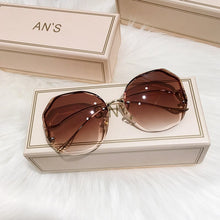 Load image into Gallery viewer, 2023   Tea Gradient Sunglasses Women Ocean Water Cut Trimmed Lens Metal Curved Temples Sun Glasses Female UV400