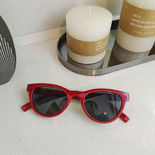 Load image into Gallery viewer, 2023 Vintage Sunglasses Women Brand Designer Retro Sunglass Rectangle Sun Glasses Female UV400 Lens Eyewears