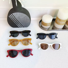 Load image into Gallery viewer, 2023 Vintage Sunglasses Women Brand Designer Retro Sunglass Rectangle Sun Glasses Female UV400 Lens Eyewears