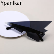 Load image into Gallery viewer, 2023 Funny Sunglasses Personality One Big Frame Arrow Glasses Ocean Color Sunglasses Women UV400